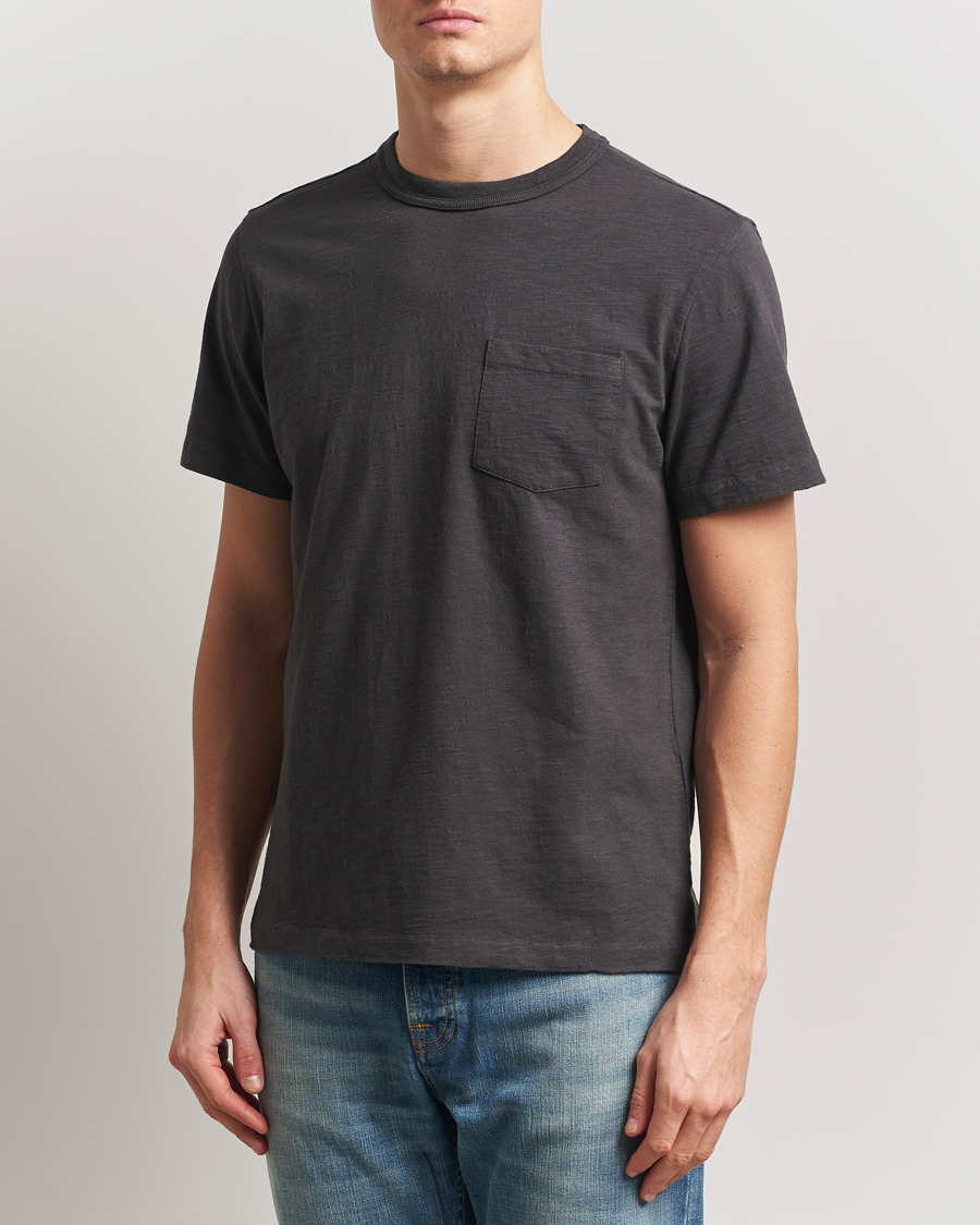 Men | T-Shirts | Nudie Jeans | Roy Heavy Slub T-Shirt Antracite