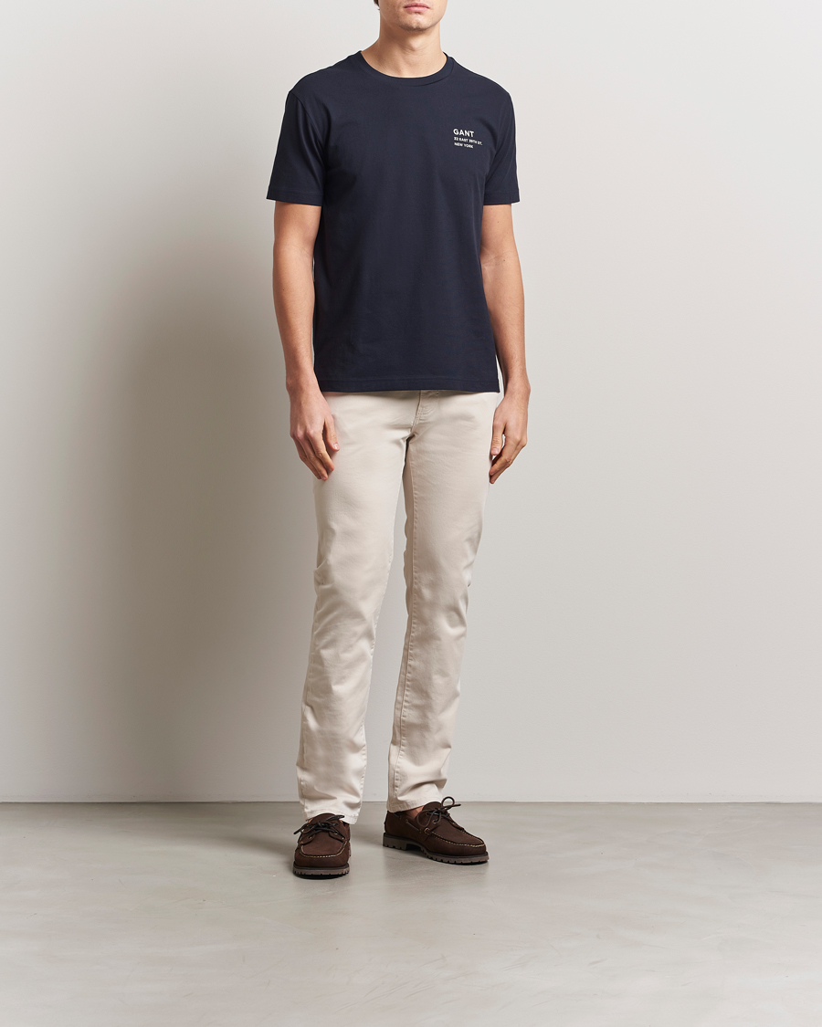 Men | T-Shirts | GANT | Small Graphic Crew Neck T-Shirt Evening Blue