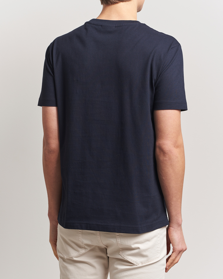 Men | T-Shirts | GANT | Small Graphic Crew Neck T-Shirt Evening Blue