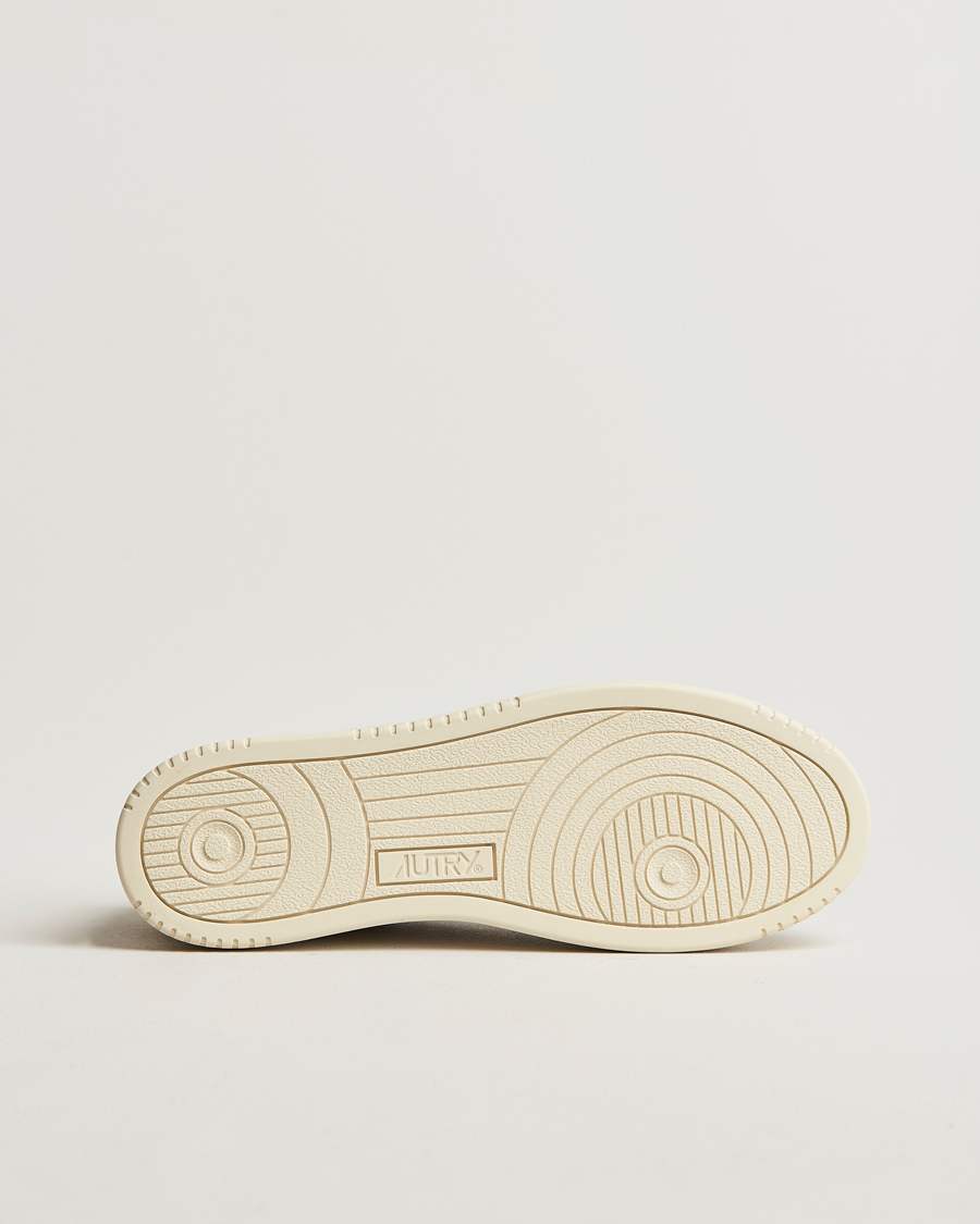 Men | Autry Medalist Low Sneaker Sand/Cigarr | Autry | Medalist Low Sneaker Sand/Cigarr