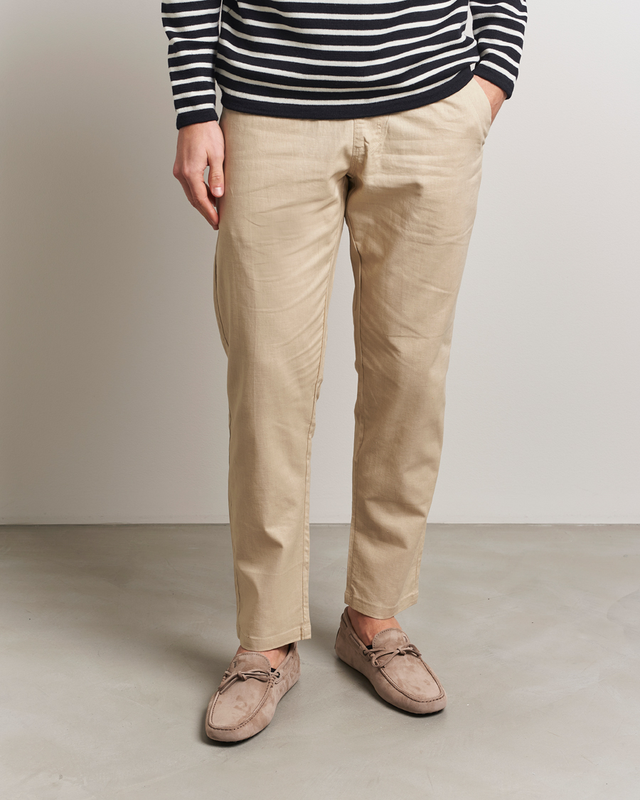 Men | Tod's Lacetto Gommino Carshoe Taupe Nubuck | Tod's | Lacetto Gommino Carshoe Taupe Nubuck