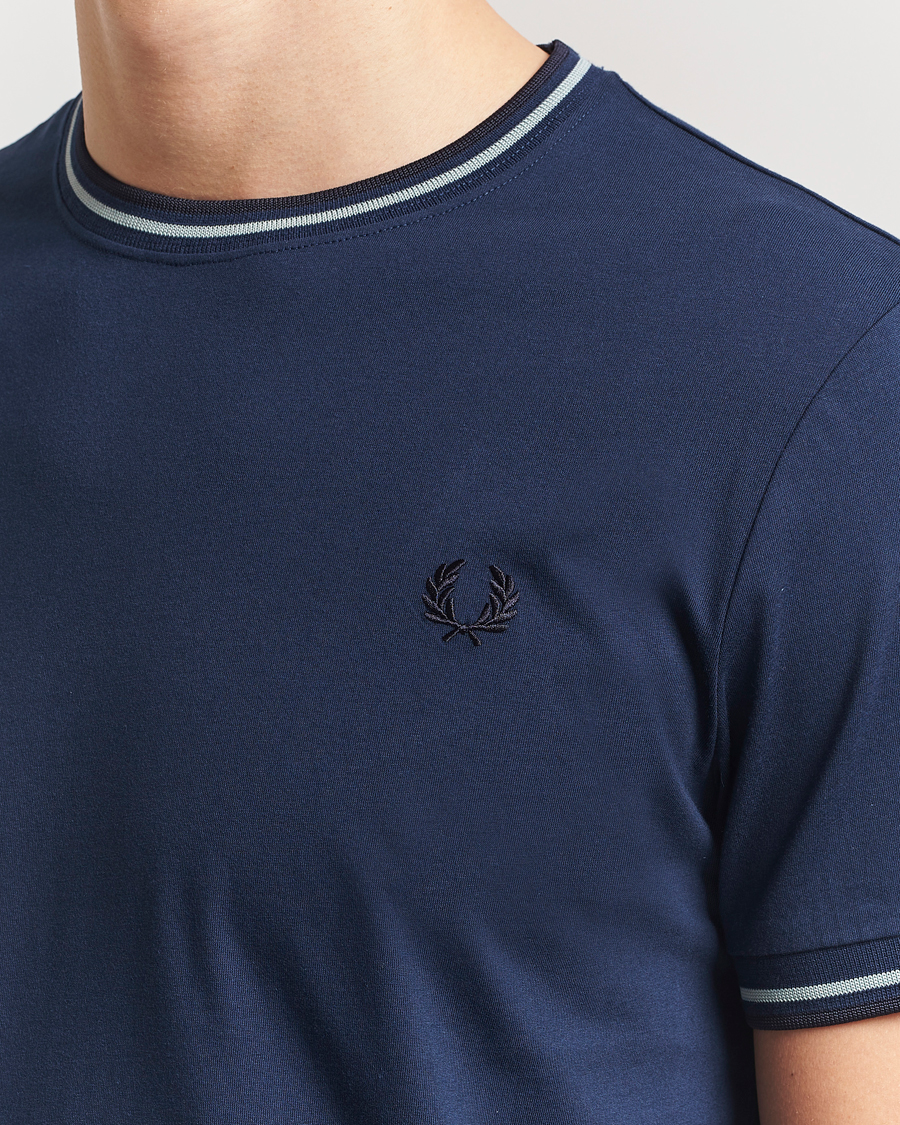 Men | T-Shirts | Fred Perry | Twin Tipped T-Shirt Tennis Blue