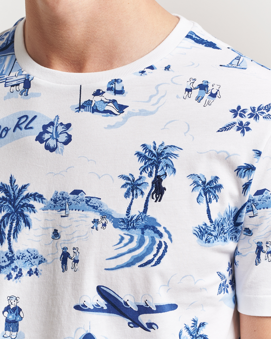 Men | T-Shirts | Polo Ralph Lauren | Custom Slim Fit T-Shirt Holiday Bear White