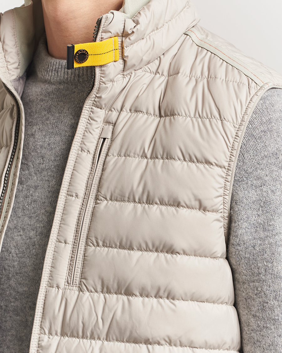 Men | Coats & Jackets | Parajumpers | Perfect Super Lightweight Vest Asparagus