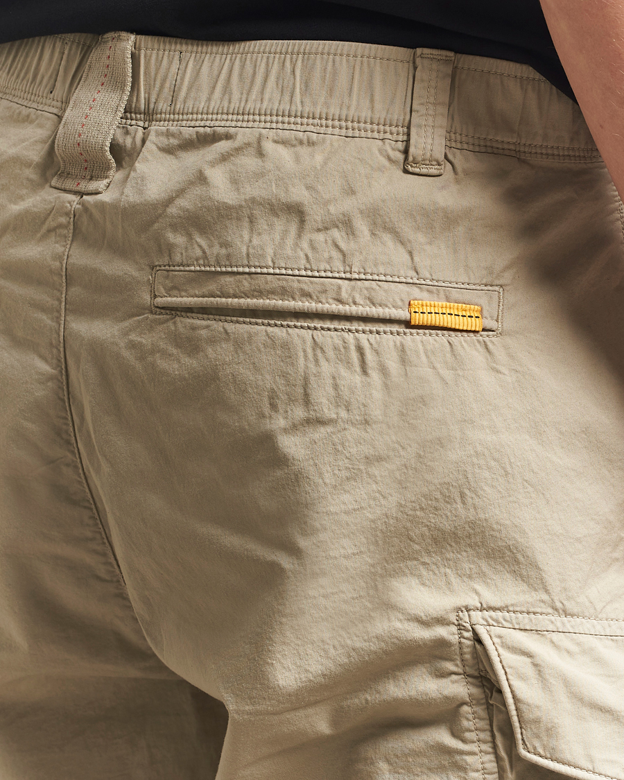 Men | Shorts | Parajumpers | Edmund Garment Dyed Twill Cargo Shorts Asparagus