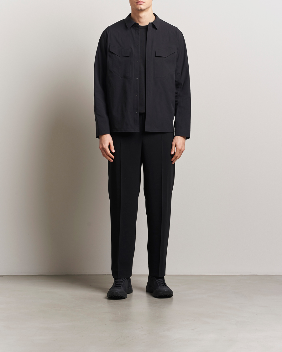Men | Shirts | Arc'teryx Veilance | Field Long Sleeve Stretch Shirt Black