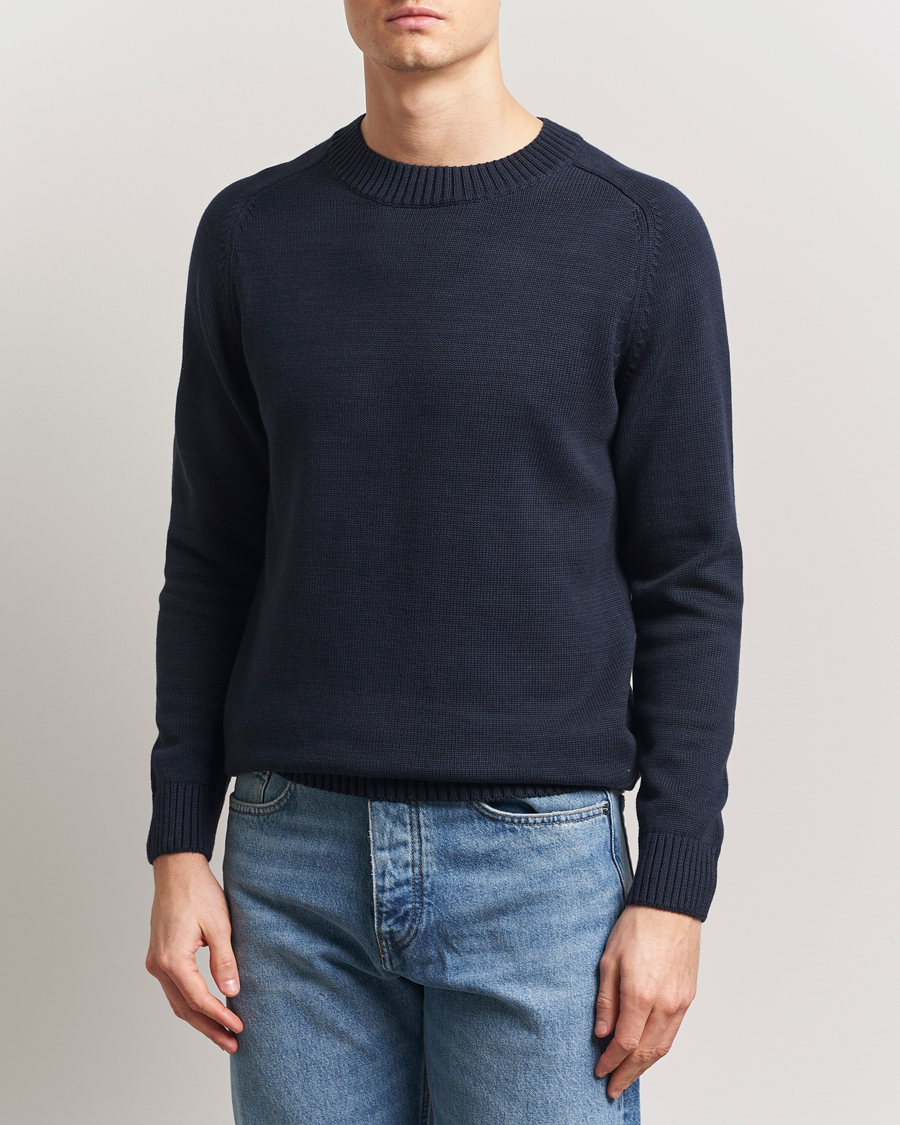 Men | Sweaters & Knitwear | KnowledgeCotton Apparel | Plain Knitted Cotton Crewneck Night Sky