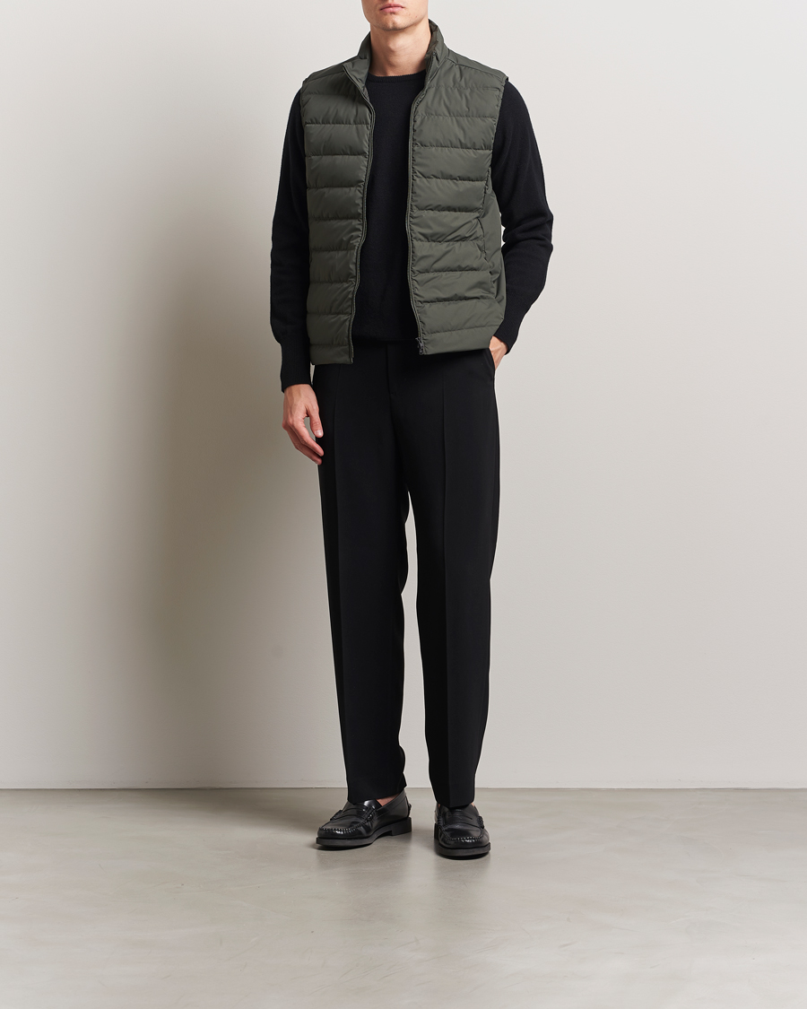 Men | Coats & Jackets | Scandinavian Edition | Ratio II Lightweight Padded Vest Dark Olive