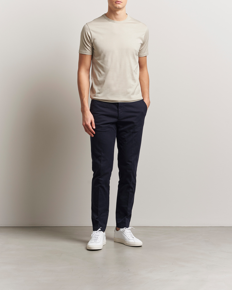 Men | T-Shirts | Sunspel | Crew Neck Q82 Cotton T-Shirt Ash Grey