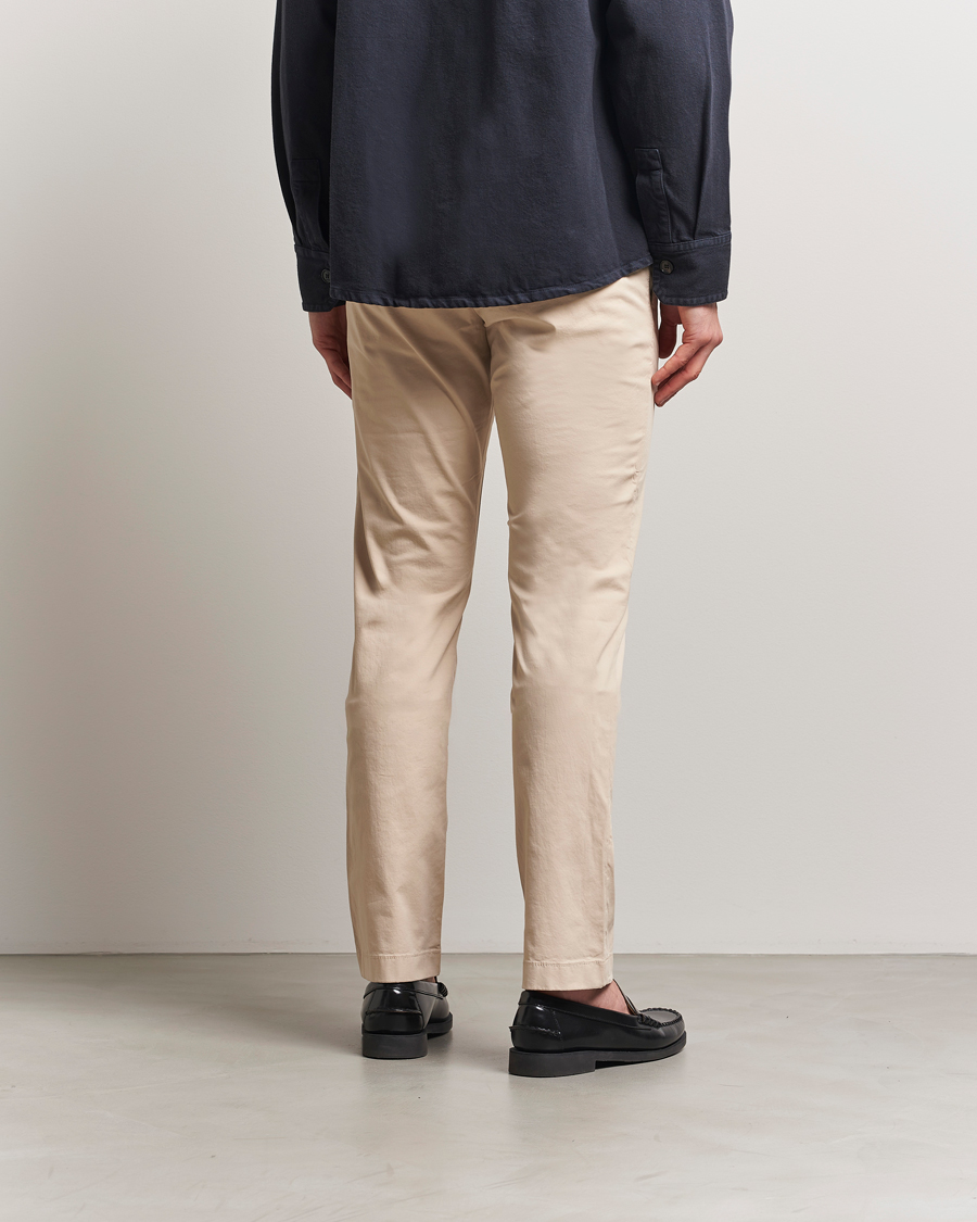 Men | Trousers | Jacob Cohën | Bobby Cotton Gabardine Chinos Beige
