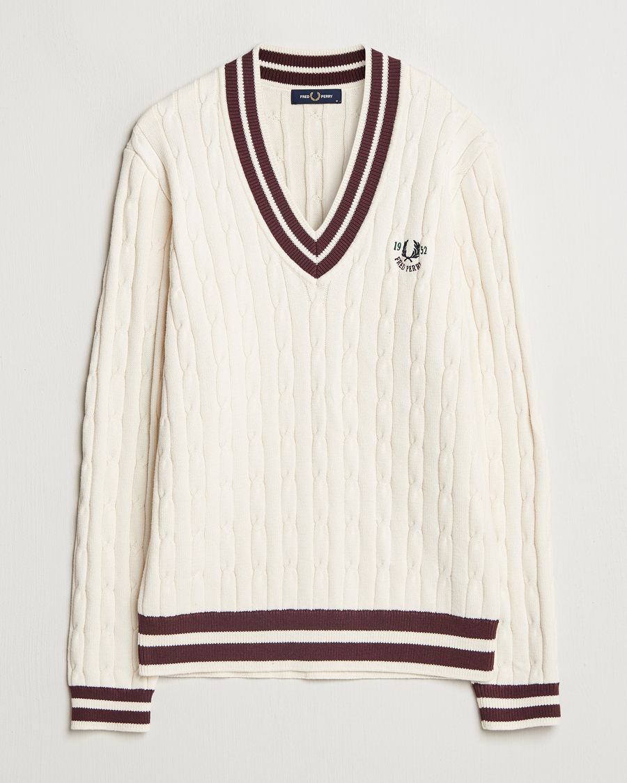 FRED PERRY オフホワイトVネックニット M Fred Perry Cable Knitted Tennis Sweater Ecru at CareOfCarl.com
