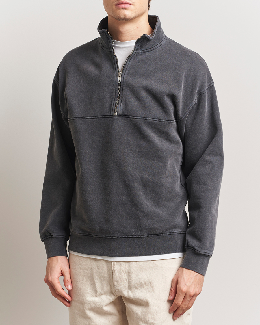 Men | Sweaters & Knitwear | Colorful Standard | Classic Organic Half-Zip Faded Black