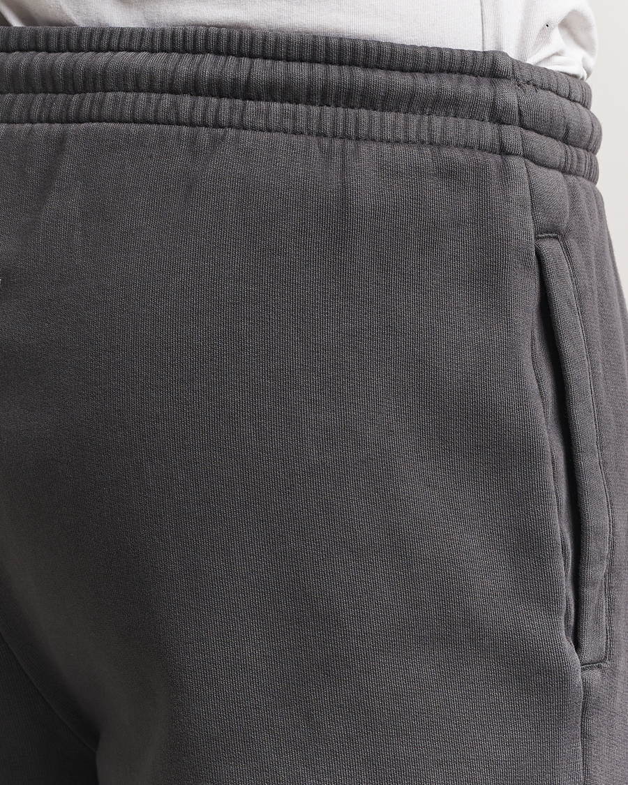 Men | Trousers | Colorful Standard | Classic Organic Sweatpants Lava Grey
