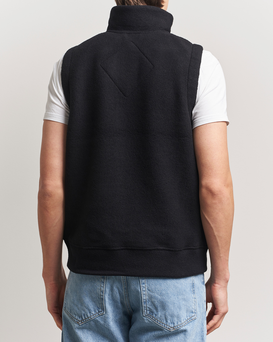 Canada Goose Mersey Fleece Vest Black at CareOfCarl.com