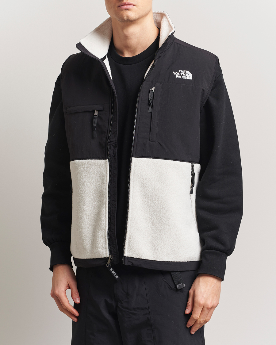 Men | Coats & Jackets | The North Face | Retro Denali Vest White Dune/Black
