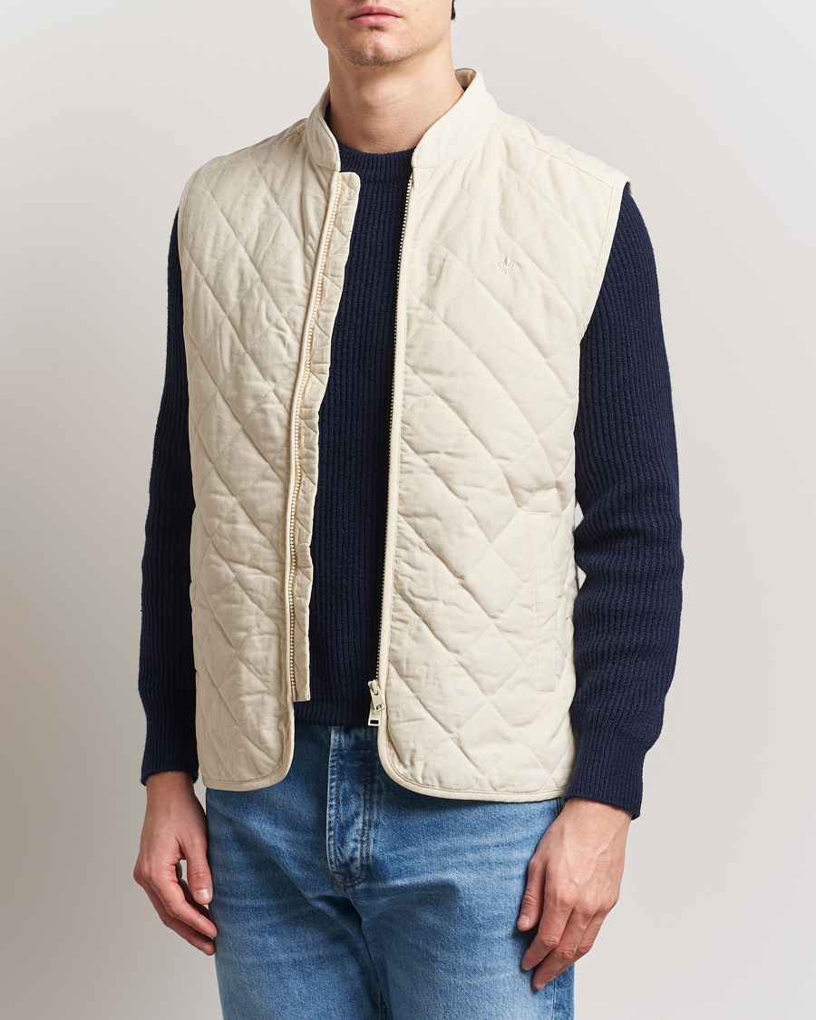 Men | Coats & Jackets | Morris | Teddy Quilted Cord Vest Khaki