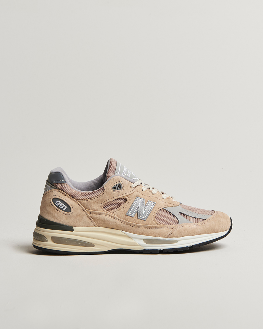 Men | Sneakers | New Balance Made In US & UK | New Balance Made in UK 991v2 Sneakers Sand