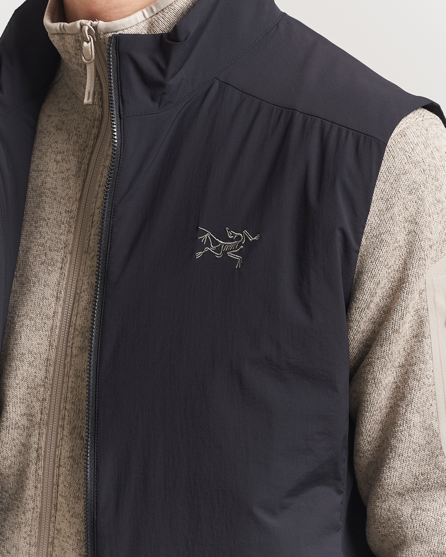 Men | Coats & Jackets | Arc'teryx | Atom Lightweight Vest Black