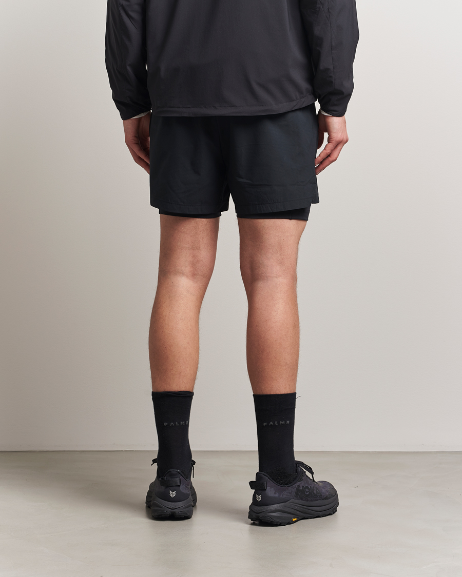 Men | Shorts | Houdini | Pace Trail Shorts True Black