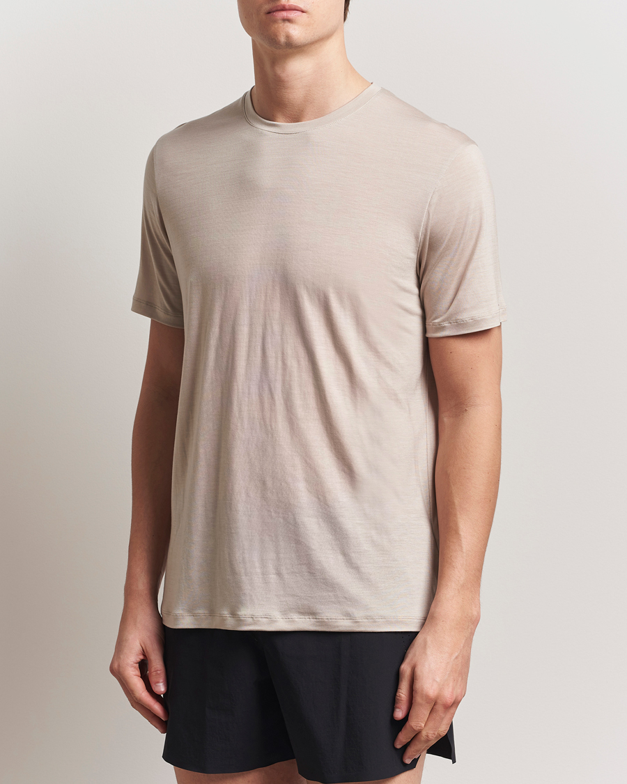 Men | T-Shirts | Houdini | Tree Tencel T-Shirt Sandstorm