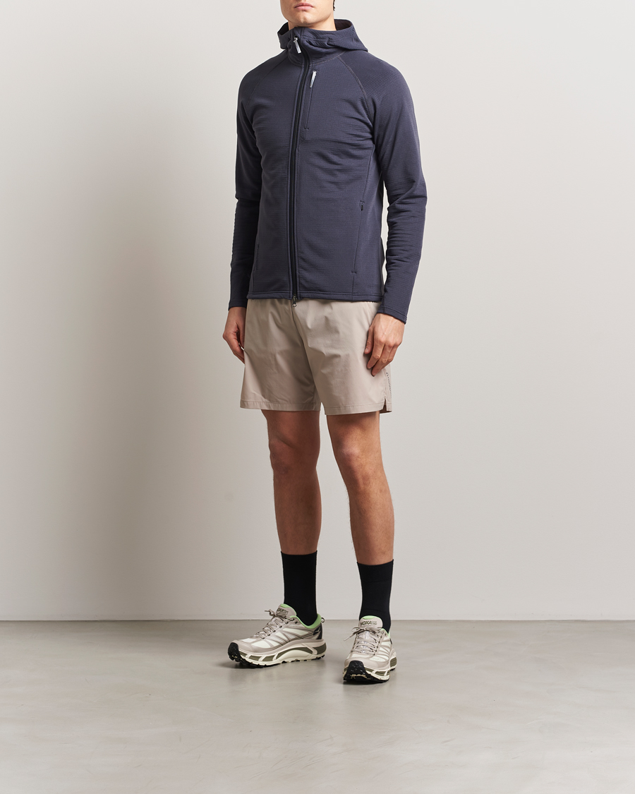 Men | Shorts | Houdini | Pace Light Shorts Sandstorm