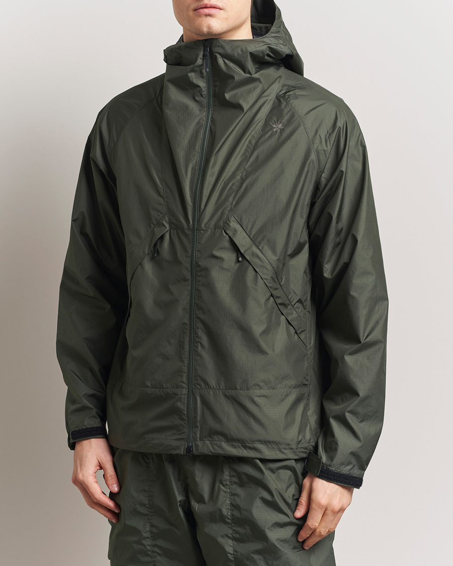 Men | Coats & Jackets | Goldwin | Rip-Stop Hooded Jacket Dark Olive