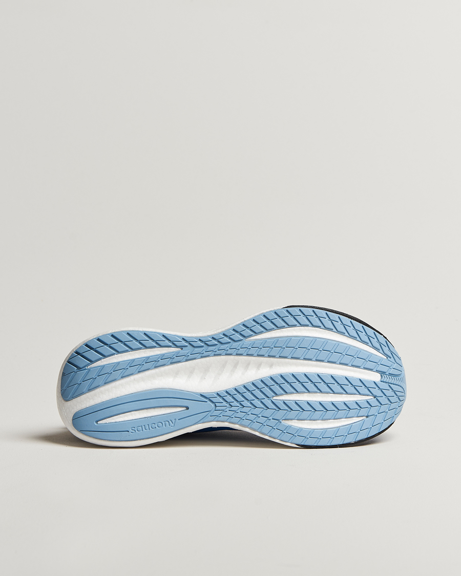 Men | Saucony Triumph 22 Skydiver/Black | Saucony | Triumph 22 Skydiver/Black