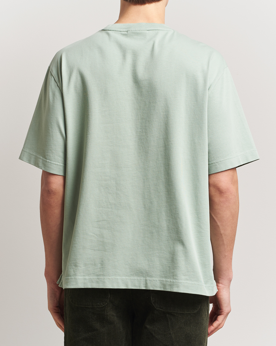 Men | T-Shirts | Maison Kitsuné | Handwriting Embroidery T-Shirt Vert De Gris