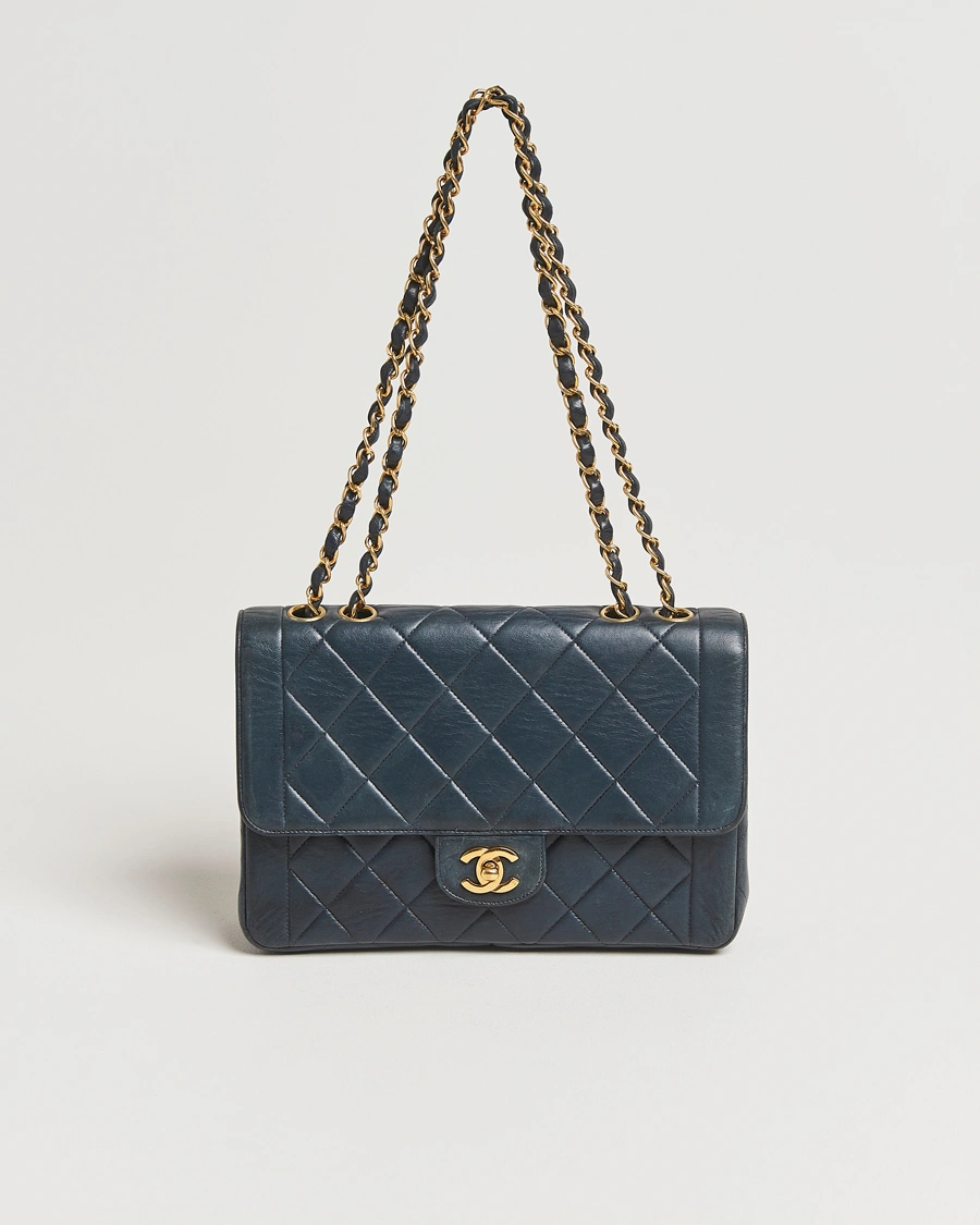 Men | Chanel Pre-Owned Classic Medium Single Flap Bag Lambskin Navy | Chanel Pre-Owned | Classic Medium Single Flap Bag Lambskin Navy