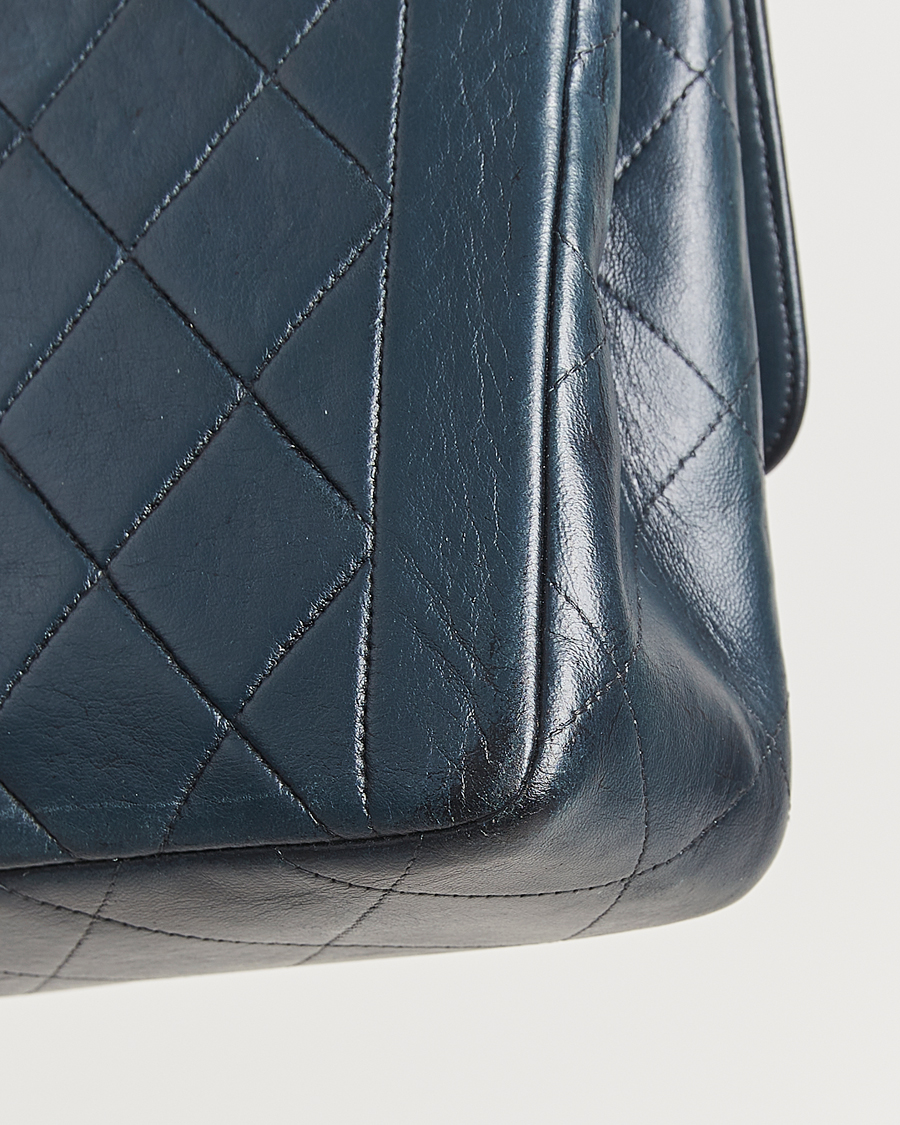 Men | Chanel Pre-Owned Classic Medium Single Flap Bag Lambskin Navy | Chanel Pre-Owned | Classic Medium Single Flap Bag Lambskin Navy