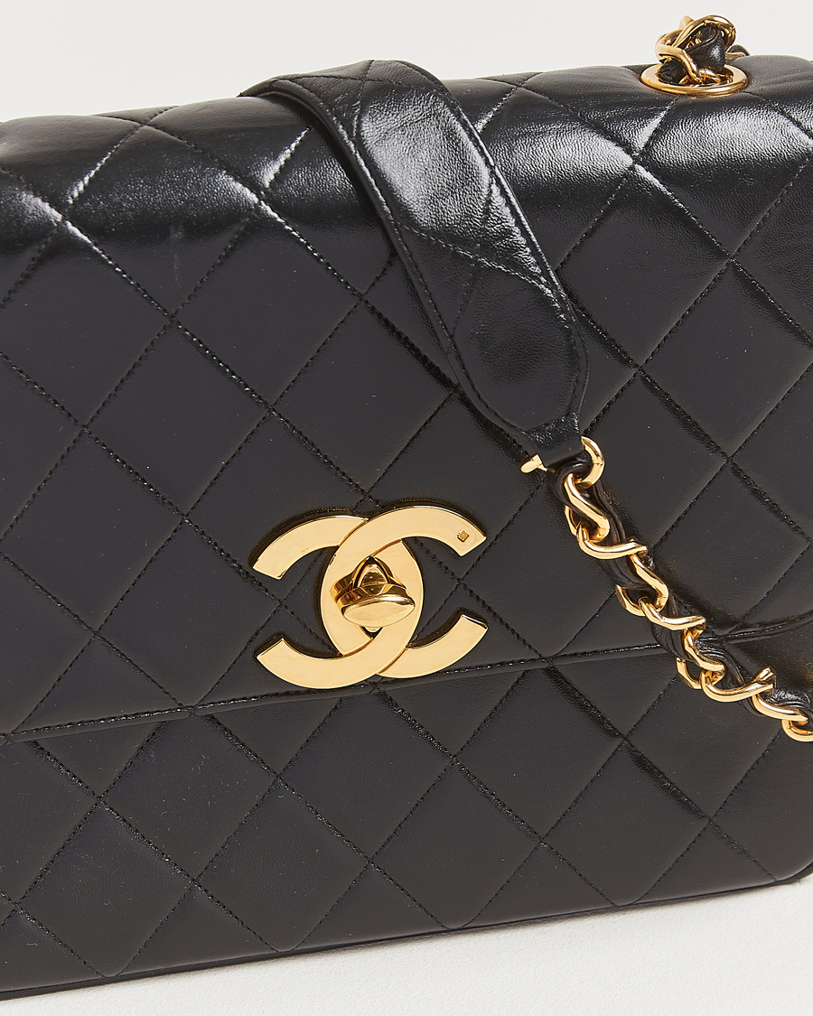 Men | Chanel Pre-Owned Classic Flap Bag Deca Squared Lambskin Black | Chanel Pre-Owned | Classic Flap Bag Deca Squared Lambskin Black