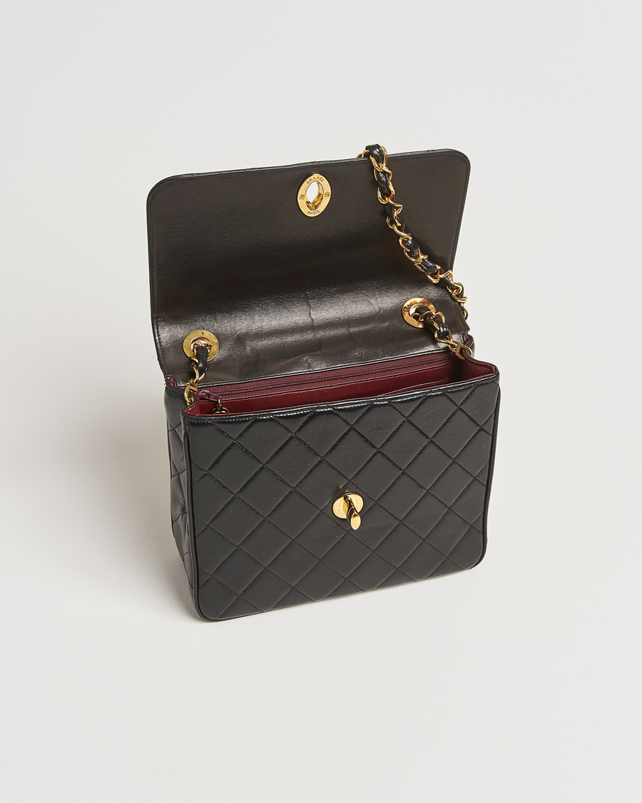 Men | Chanel Pre-Owned Classic Flap Bag Deca Squared Lambskin Black | Chanel Pre-Owned | Classic Flap Bag Deca Squared Lambskin Black