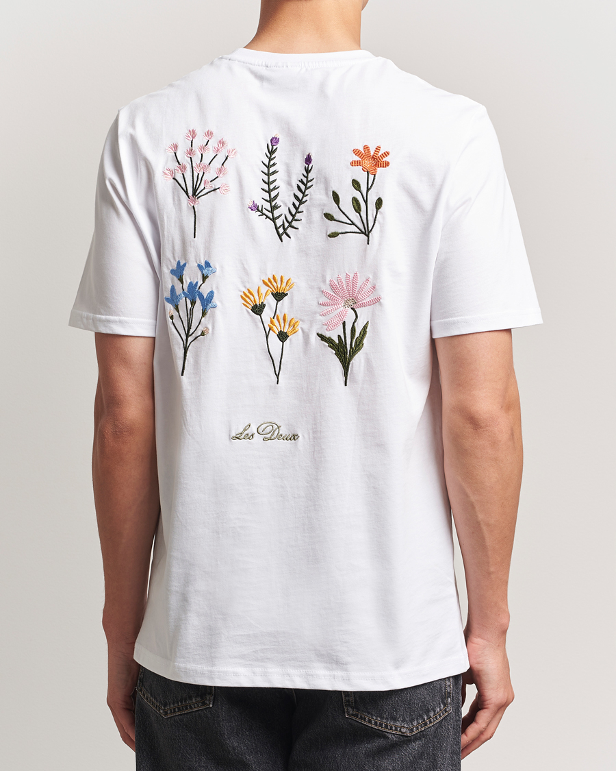 Men | T-Shirts | LES DEUX | Wild Flower T-Shirt White