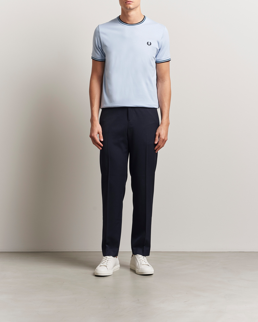 Men | T-Shirts | Fred Perry | Twin Tipped T-Shirt Light Smoke