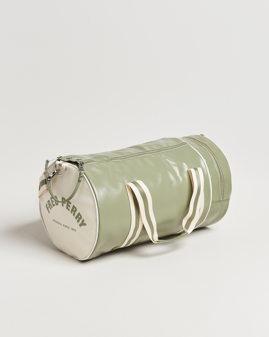 Men | Fred Perry Classic Barrel Bag Olive Mint/White | Fred Perry | Classic Barrel Bag Olive Mint/White