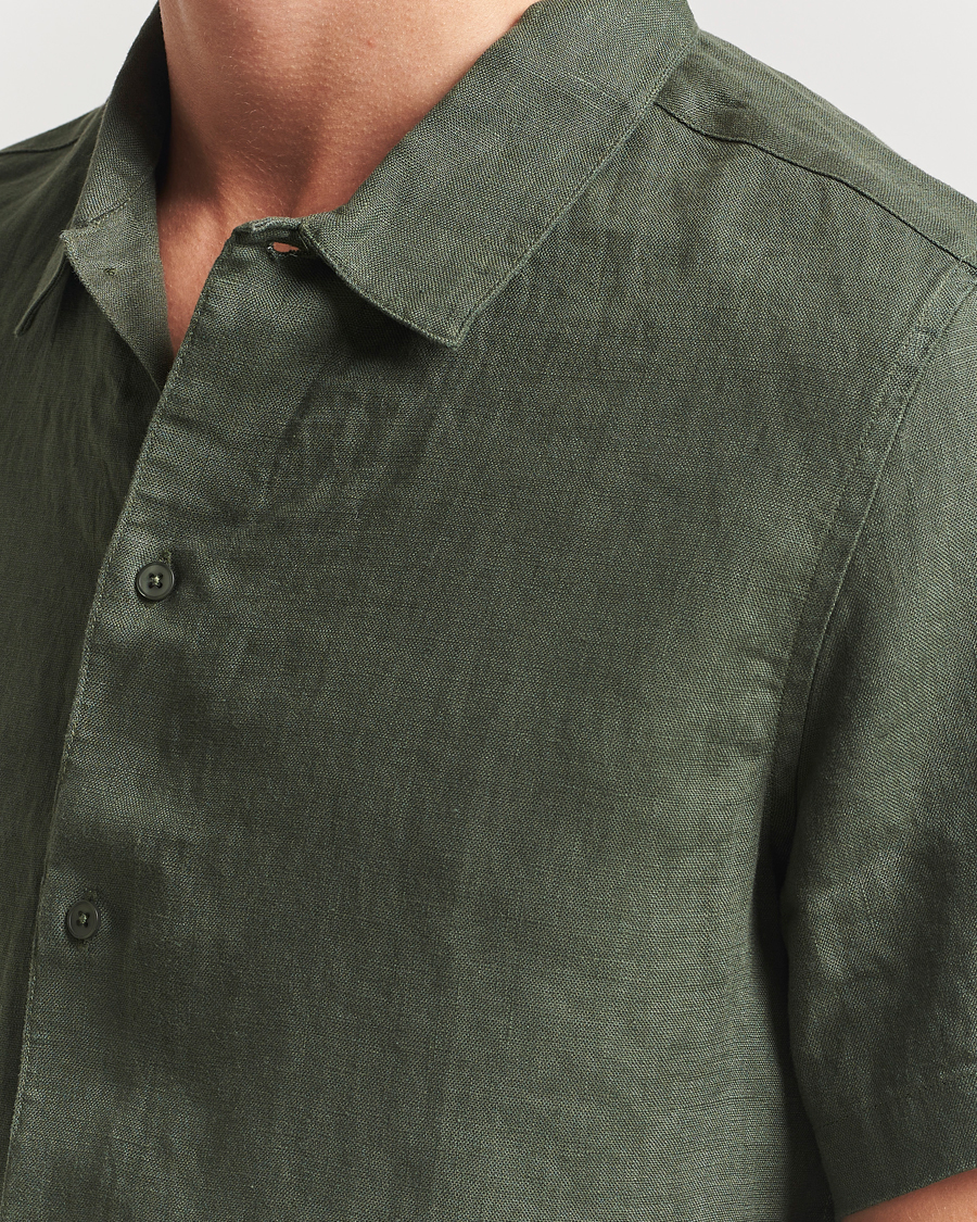Men | Shirts | Samsøe Samsøe | Avan Linen Short Sleeve Shirt Climbing Ivy