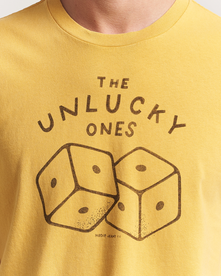 Men | T-Shirts | Nudie Jeans | Roy Unlucky T-Shirt Yellow