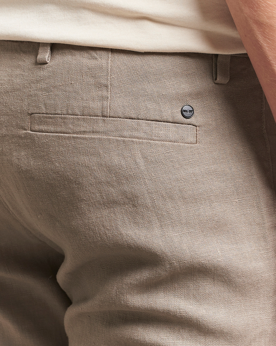 Men | Trousers | NN07 | Theo Linen Trousers Greige