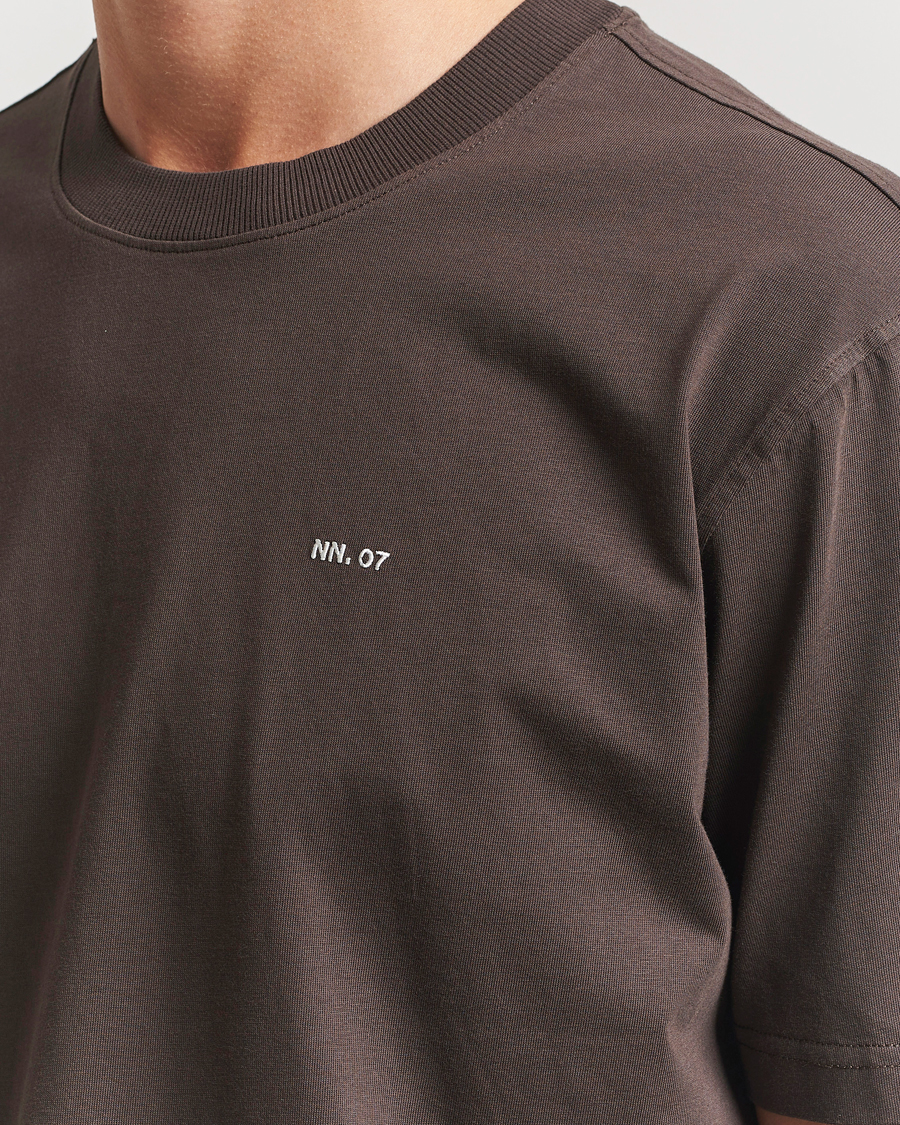 Men | T-Shirts | NN07 | Adam Logo Crew Neck T-Shirt Coffee