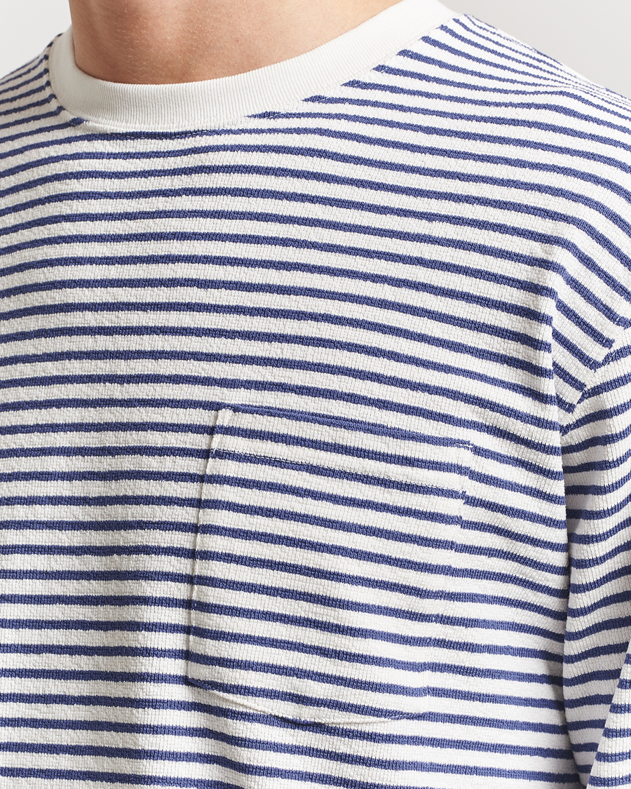 Men | T-Shirts | BEAMS PLUS | Long Sleeve Striped Pocket T-Shirt White/Blue
