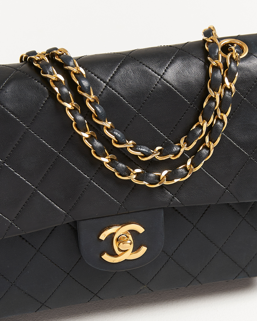 Men | Chanel Pre-Owned Classic Medium Double Flap Bag Lambskin Black | Chanel Pre-Owned | Classic Medium Double Flap Bag Lambskin Black
