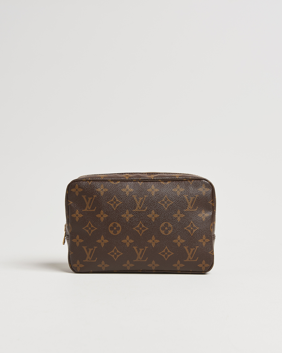 Men | Louis Vuitton Pre-Owned Monogram Trousse Toilette 23 | Louis Vuitton Pre-Owned | Monogram Trousse Toilette 23