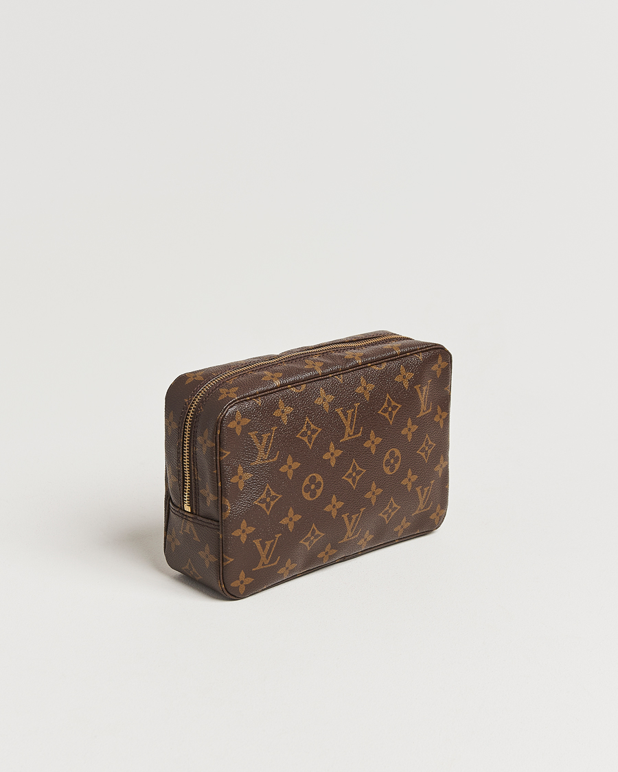 Men | Louis Vuitton Pre-Owned Monogram Trousse Toilette 23 | Louis Vuitton Pre-Owned | Monogram Trousse Toilette 23
