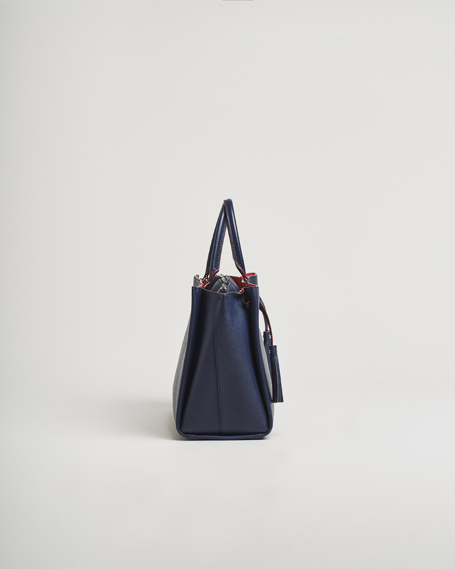 Men | Louis Vuitton Pre-Owned LockMeTo Handbag Calfskin Navy | Louis Vuitton Pre-Owned | LockMeTo Handbag Calfskin Navy