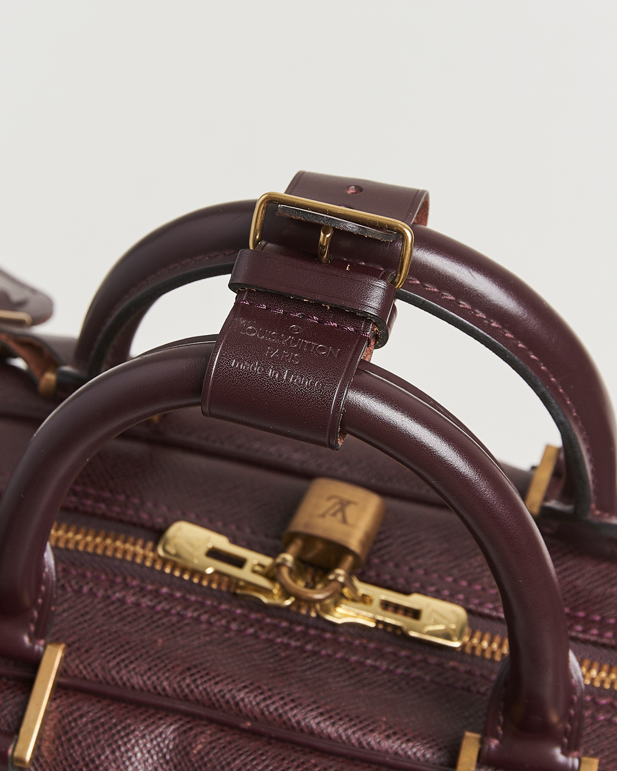 Men | Louis Vuitton Pre-Owned Taiga Kendall PM Brown | Louis Vuitton Pre-Owned | Taiga Kendall PM Brown