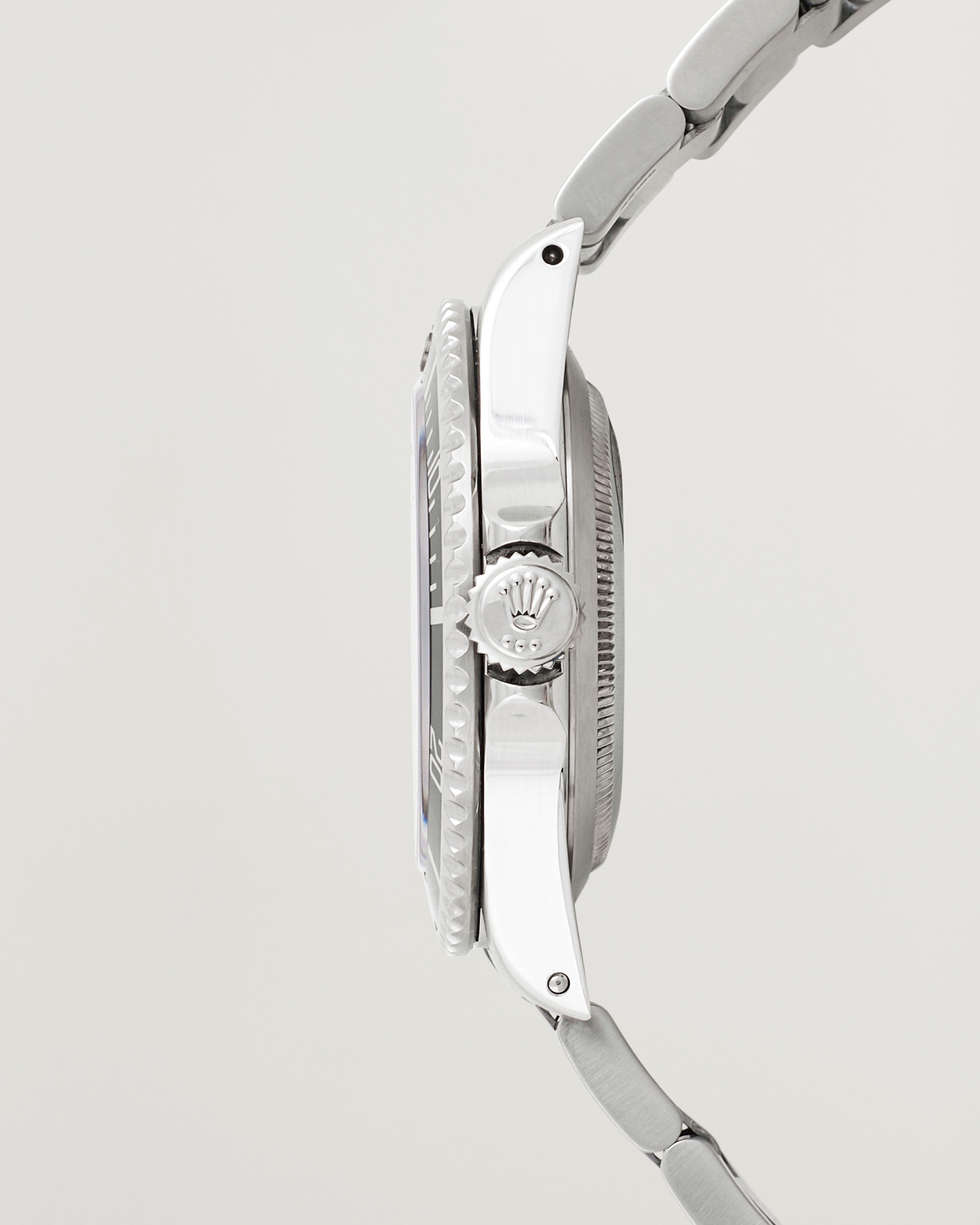 Men | Rolex Pre-Owned Submariner 14060M Oyster Perpetual  | Rolex Pre-Owned | Submariner 14060M Oyster Perpetual 