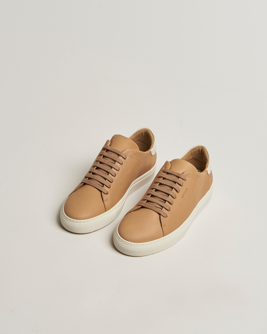 Men | Axel Arigato Clean 90 Nubuck Sneaker Tan/Light Beige | Axel Arigato | Clean 90 Nubuck Sneaker Tan/Light Beige
