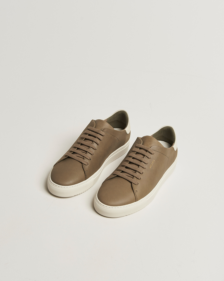 Men | Axel Arigato Clean 90 Nubuck Sneaker Dark Green/Light Beige | Axel Arigato | Clean 90 Nubuck Sneaker Dark Green/Light Beige