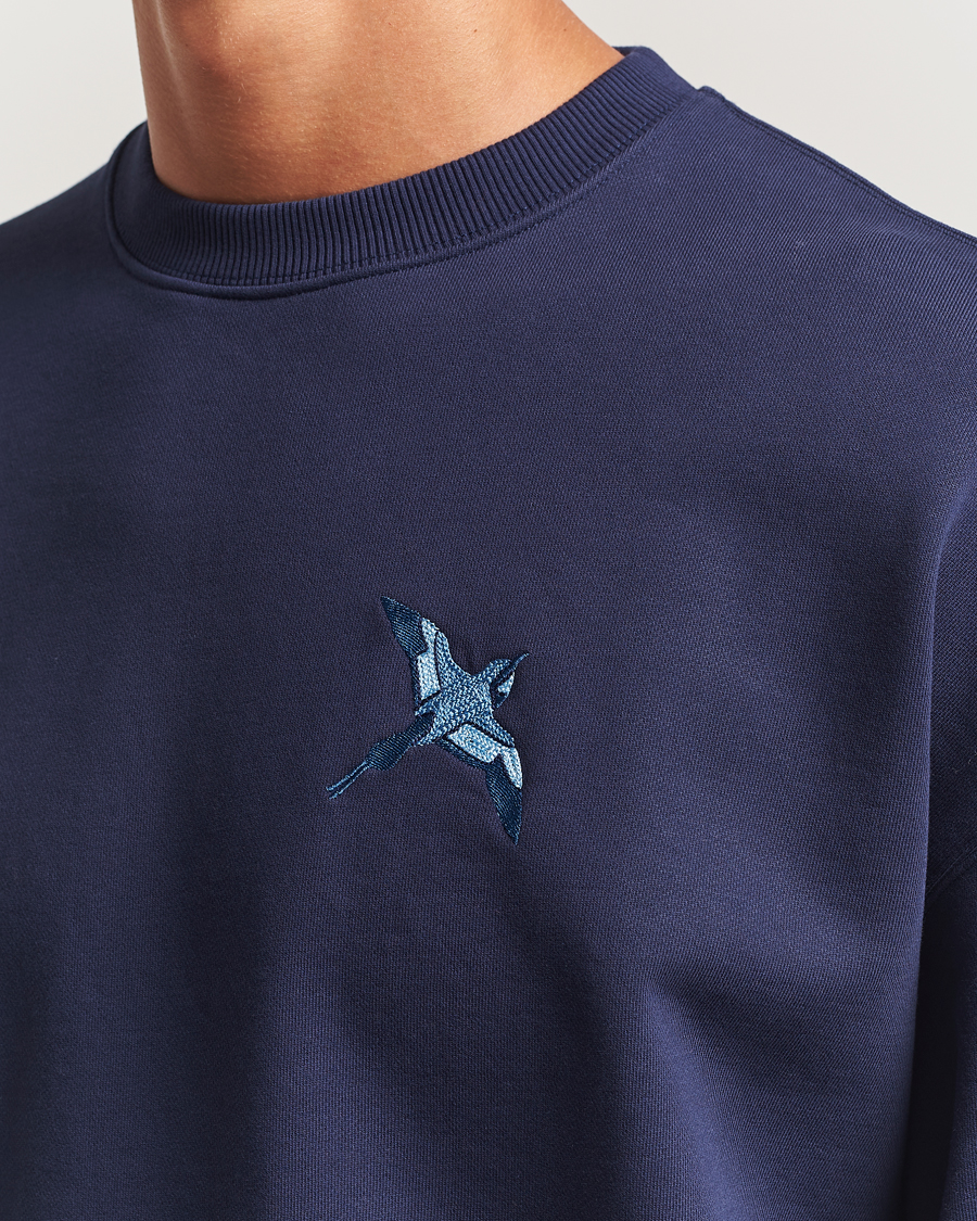 Men | Sweaters & Knitwear | Axel Arigato | Micro Bee Bird Sweatshirt Navy