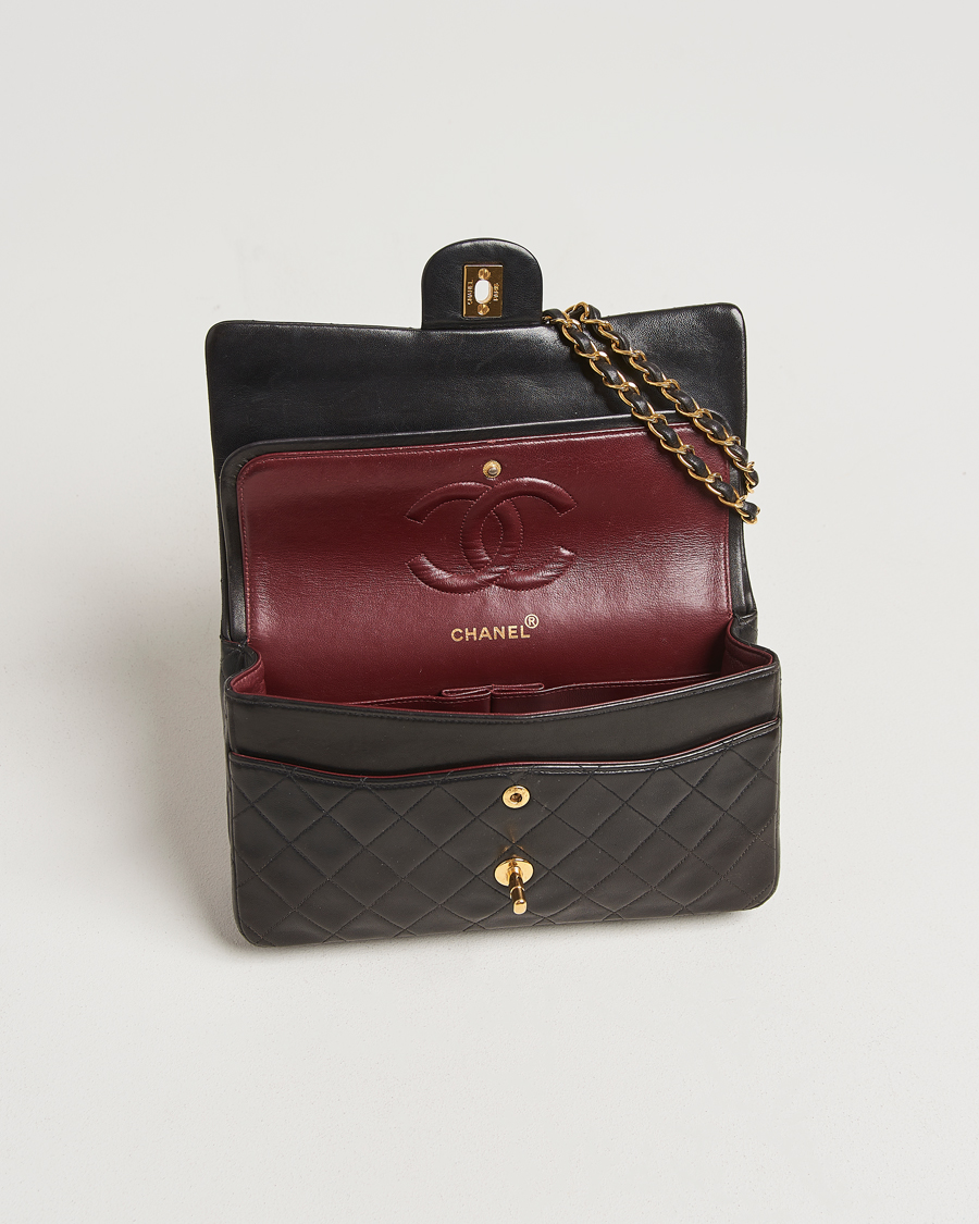 Men | Chanel Pre-Owned Classic Double Flap Medium Lambskin Black | Chanel Pre-Owned | Classic Double Flap Medium Lambskin Black